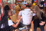 Vietnamese heritage reaches international friends