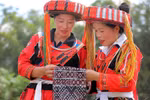 Brocade weaving of Pa Then ethnic group