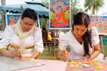 Glass painting – unique craft of Khmer ethnic people