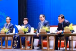 PM Pham Minh Chinh (second from right) attends the national forum on labour productivity. (Photo: VNA)