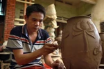 Artisan long for preserving Huong Canh pottery craft