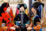 Making ethnic minority costumes for dolls
