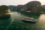 Exploring the beauty of Lan Ha Bay 