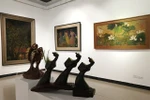 Exhibition honours traditional lacquer painting 