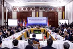 ASEAN, China enhance cooperation in response to COVID-19