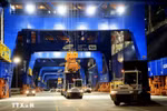 Transporting containers at Gemalink International Port, Phu My town, Ba Ria-Vung Tau province. (Photo: VNA)