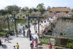 Hue imperial relic site lures thousands of visitors on holiday