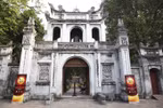 Thu Vong Nguyet exhibition opens at Temple of Literature