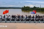 A Cuban delegation visits Hien Luong bridge at the special national relic site of the Hien Luong - Ben Hai banks in Quang Tri province in September 2023. The bridge historically symbolises the division of Vietnam and the desire for national reunification during the war. (Photo: VNA)
