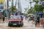 Residents evacuate from flooded areas due to Typhoon Yagi in Rizal province, the Philippines, on September 2, 2024. (Photo: Xinhua/VNA)