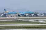 Noi Bai airport operates more runway, taxiways from April 23