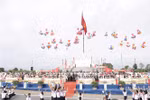 President attends Quang Tri’s flag-raising ceremony marking Reunification Day