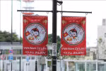Japanese people cheer on Vietnamese athletes with disabilities