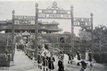 Temple of Literature displays photos of Tet during Nguyen Dynasty