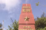 Photo book on islands launched by overseas Vietnamese
