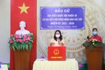 Vice President Vo Thi Anh Xuan goes to the poll in An Giang province