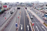 Labourers allowed to use private cars to travel between Dong Nai, HCM City 