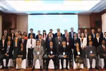 Participants at the international forum on socialism pose for a group photo (Photo: VNA)