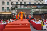 At an Ao dai show staged as part of the launch ceremony in Hanoi on October 1. (Photo: VNA)