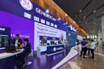 An exhibition of AI tech in heathcare opens in Da Nang city. More than 400 experts, doctors and AI tech companies shared solutions for wider use of AI in healthcare service. (Photo: VNA)