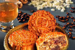 Vietnam’s mooncakes shipped abroad for traditional festival