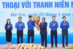 Prime Minister calls on youth to play pioneering role