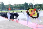 Party, State leaders commemorate war martyrs, President Ho Chi Minh