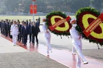 Party, State leaders pay tribute to President Ho Chi Minh on birth anniversary