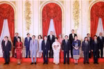 Japanese Prime Minister vows to promote economic cooperation with ASEAN