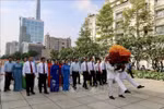 HCMC leaders pay respect to President Ho Chi Minh on birth anniversary