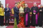 President pays pre-Christmas visit to Hue Archdiocese
