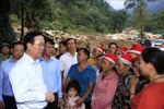 President visits families affected by flash flood in Lao Cai province