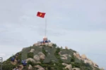 A flag pole on Cu Lao Xanh of Binh Dinh province (Photo: VNA)