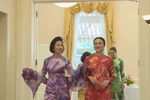 Vietnamese “ao dai” enchants global audience