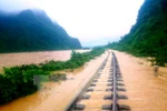 Devastating flood ravages central provinces 