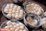 Floating cakes for Cold Foods Festival