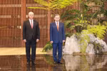 Top leaders of Vietnam, Cuba hold talks in Havana 