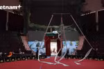Training in a Vietnamese circus: Story of "the teachers on the swing"