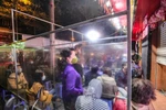 Gold stores in Hanoi focus on disease prevention measures on God of Wealth day