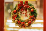 Christmas atmosphere overwhelms corners of Hanoi