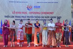 ASEAN 2020: Exhibition on ASEAN traditional costumes opens in Hanoi