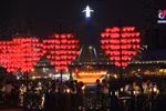 Festive atmosphere warms up Da Nang