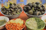 "Traveller" names three Vietnamese treats among top dishes