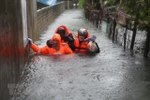 Nghe An province evacuates residents as flooding worsens
