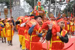 Food distributing festival attracts thousands