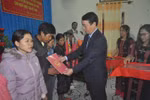Thua Thien-Hue: Nine Laotians receive Vietnamese nationality