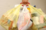 Hanoi targets no use of nylon bags by 2020
