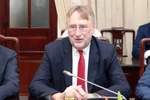 EP official discuss lifting ‘yellow card’, lorry deaths