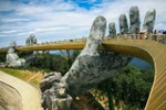 Da Nang city’s Golden Bridge goes viral