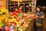 Thousands of foodies flock to Hanoi cuisine festival 2018
